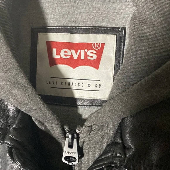 Rarely worn, great condition